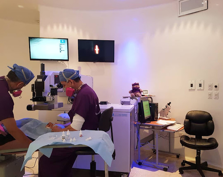 Slider image (7) CVL - Laser Visual Correction